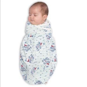 Ergobaby x Hello Kitty Swaddler